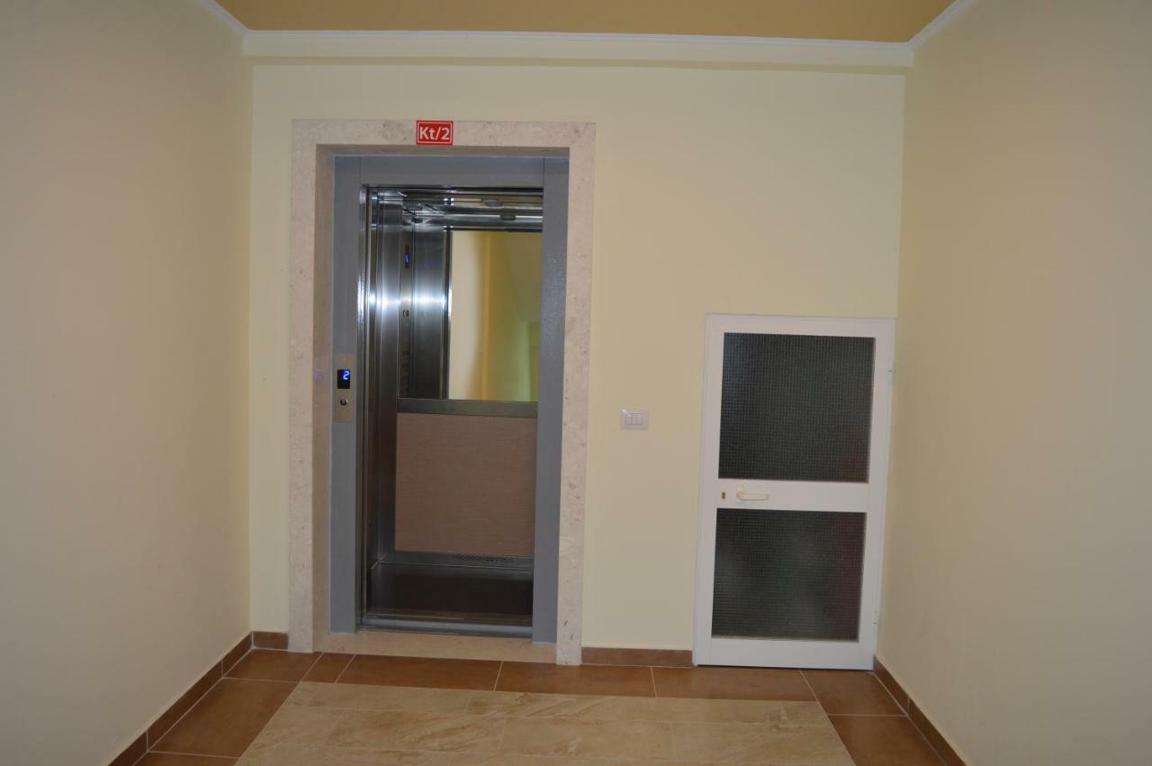 Blini Seaside Apartment Shëngjin エクステリア 写真